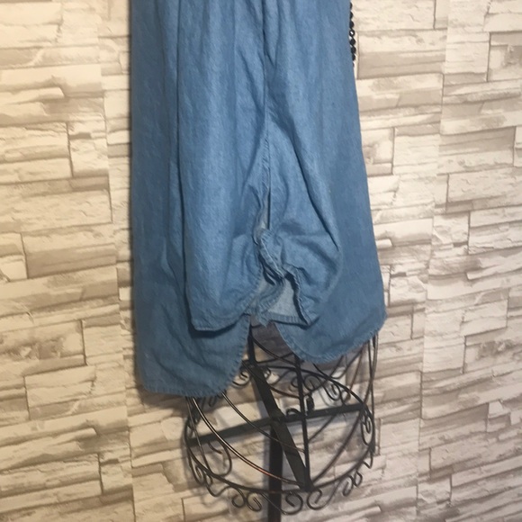 Seven sisters off shoulder blouse. - Picture 4 of 6